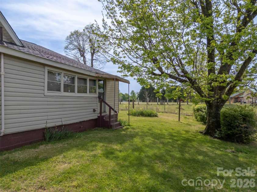 504 Old Henrietta Road, Forest City, NC 28043.  MLS# CAR4369883, YatesRealty ID 12114. 