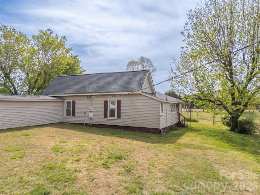 504 Old Henrietta Road, Forest City, NC 28043.  MLS# CAR4369883, YatesRealty ID 12114. 
