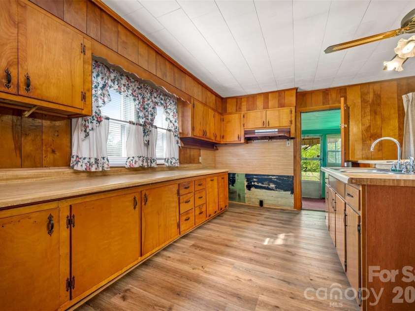 504 Old Henrietta Road, Forest City, NC 28043.  MLS# CAR4369883, YatesRealty ID 12114. 