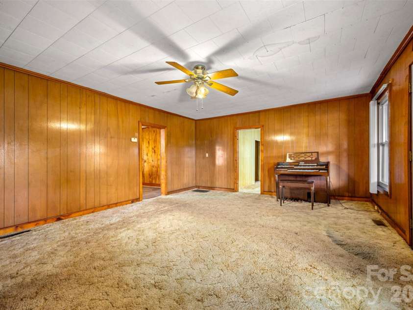 504 Old Henrietta Road, Forest City, NC 28043.  MLS# CAR4369883, YatesRealty ID 12114. 
