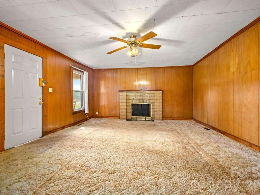 504 Old Henrietta Road, Forest City, NC 28043.  MLS# CAR4369883, YatesRealty ID 12114. 