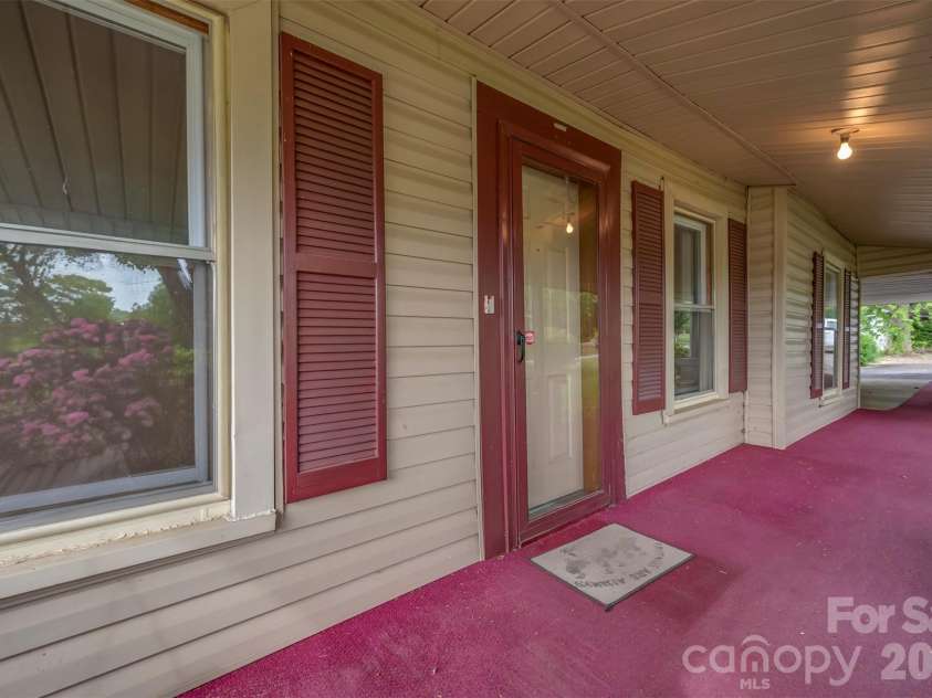 504 Old Henrietta Road, Forest City, NC 28043.  MLS# CAR4369883, YatesRealty ID 12114. 