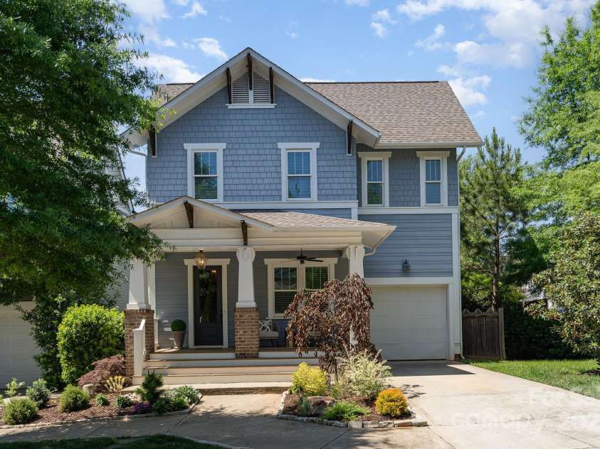 710 Morgan Park Drive, Charlotte, NC 28204.  MLS# CAR4252219, YatesRealty ID 12114. 