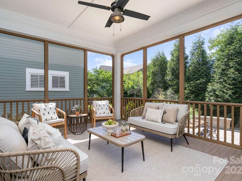 710 Morgan Park Drive, Charlotte, NC 28204.  MLS# CAR4252219, YatesRealty ID 12114. 