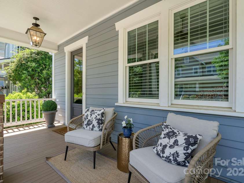 710 Morgan Park Drive, Charlotte, NC 28204.  MLS# CAR4252219, YatesRealty ID 12114. 