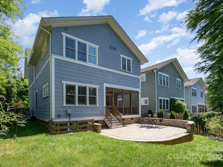 710 Morgan Park Drive, Charlotte, NC 28204.  MLS# CAR4252219, YatesRealty ID 12114. 