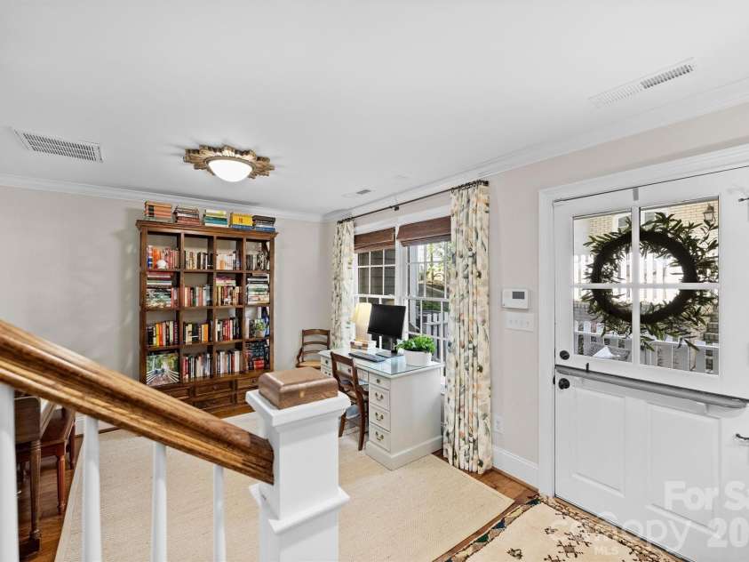 2034 Euclid Avenue, Charlotte, NC 28203.  MLS# CAR4369428, YatesRealty ID 12115. 