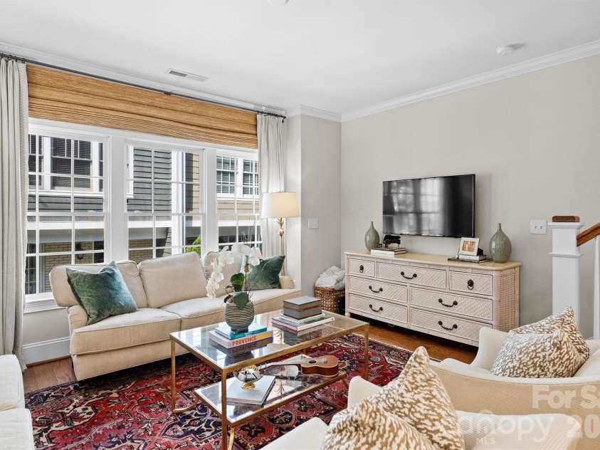 2034 Euclid Avenue, Charlotte, NC 28203.  MLS# CAR4369428, YatesRealty ID 12115. 