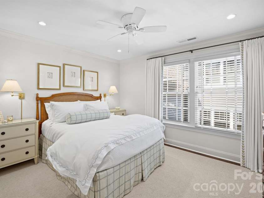 2034 Euclid Avenue, Charlotte, NC 28203.  MLS# CAR4369428, YatesRealty ID 12115. 