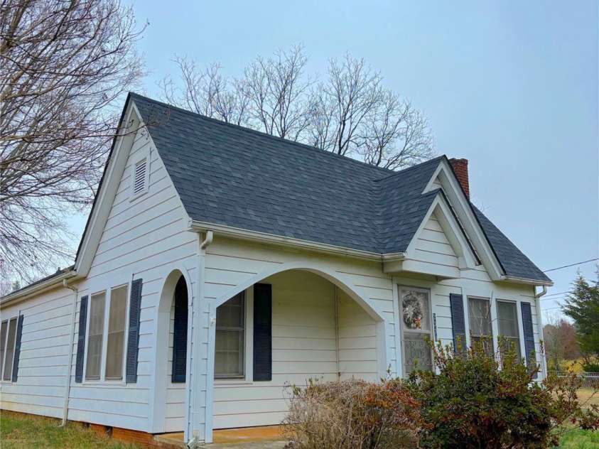 2330 Lower Palmer Road, Salisbury, NC 28146.  MLS# CAR4206768, YatesRealty ID 12116. 