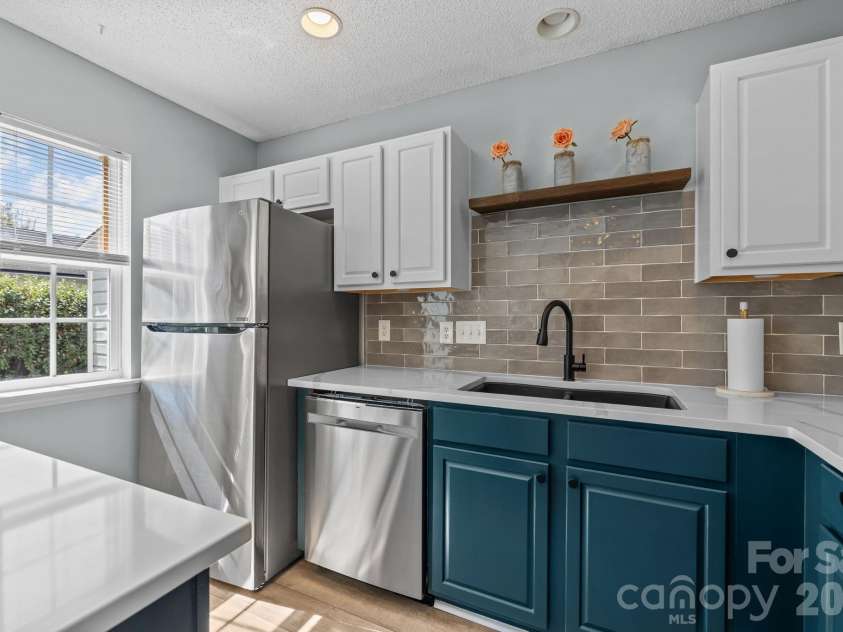 213 Butler Place, Fort Mill, SC 29715.  MLS# CAR4367950, YatesRealty ID 12117. 
