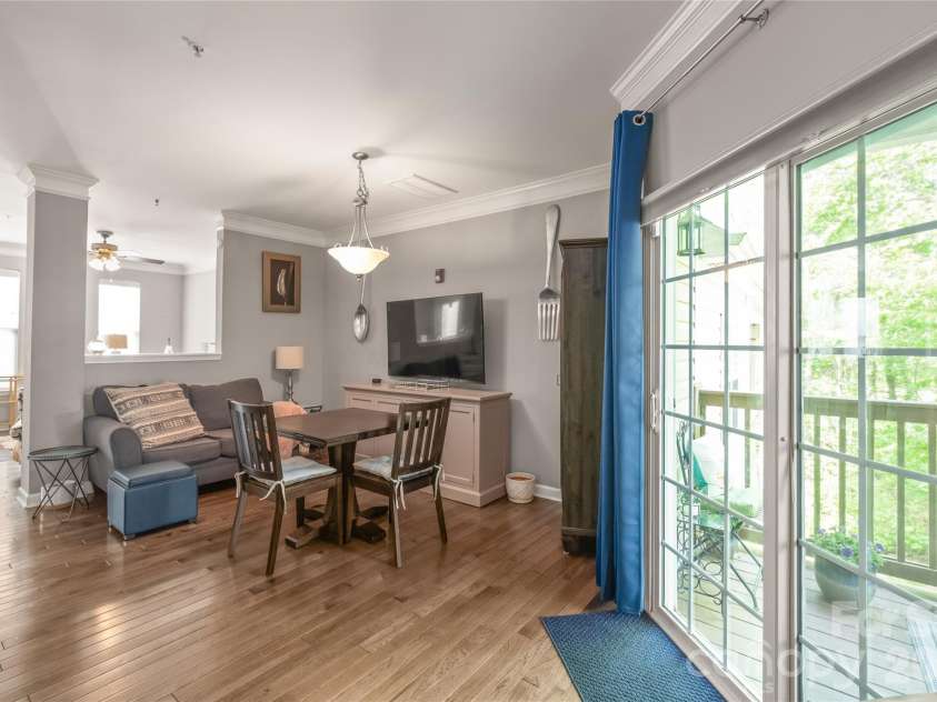 7111 Founders Club Court, Charlotte, NC 28269.  MLS# CAR4370503, YatesRealty ID 12118. Door to deck