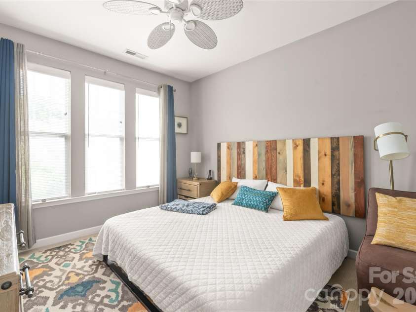 7111 Founders Club Court, Charlotte, NC 28269.  MLS# CAR4370503, YatesRealty ID 12118. Primary bedroom