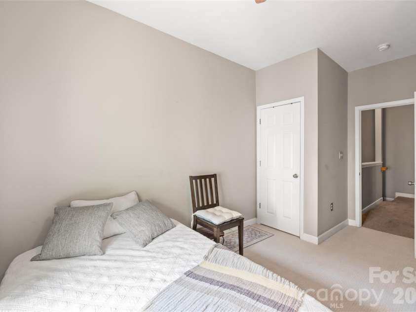 7111 Founders Club Court, Charlotte, NC 28269.  MLS# CAR4370503, YatesRealty ID 12118. Third bedroom