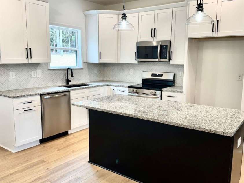 210 Carolina Drive, Troy, NC 27371.  MLS# CAR4245124, YatesRealty ID 12119. 