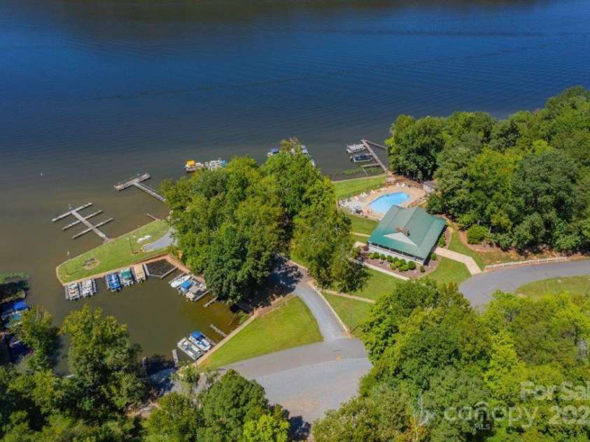 210 Carolina Drive, Troy, NC 27371.  MLS# CAR4245124, YatesRealty ID 12119. 