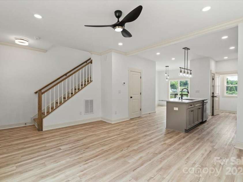 431 Norment Avenue, Gastonia, NC 28052.  MLS# CAR4282704, YatesRealty ID 1212. 