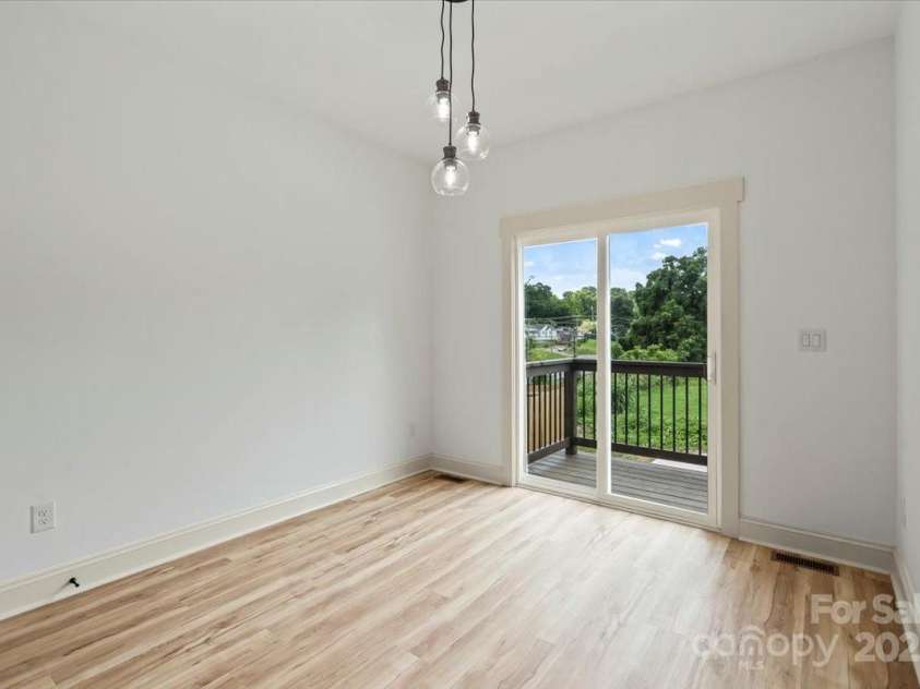 431 Norment Avenue, Gastonia, NC 28052.  MLS# CAR4282704, YatesRealty ID 1212. 