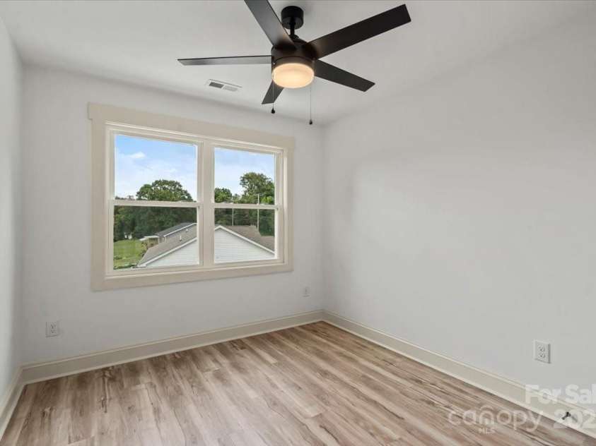 431 Norment Avenue, Gastonia, NC 28052.  MLS# CAR4282704, YatesRealty ID 1212. 