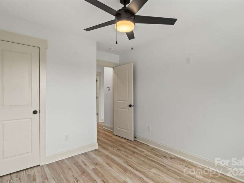 431 Norment Avenue, Gastonia, NC 28052.  MLS# CAR4282704, YatesRealty ID 1212. 