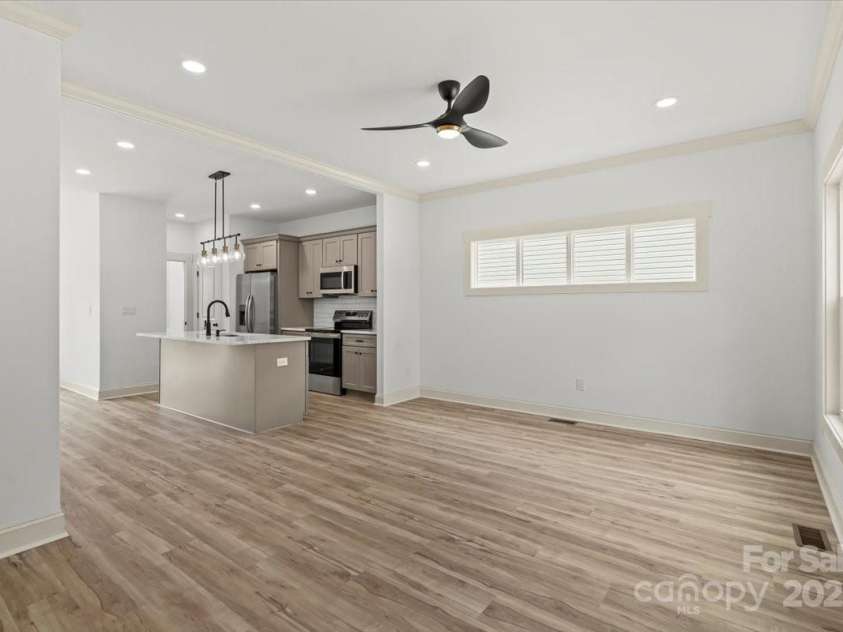 431 Norment Avenue, Gastonia, NC 28052.  MLS# CAR4282704, YatesRealty ID 1212. 