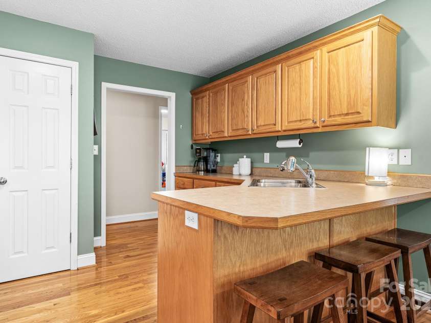 108 White Hall Lane, Hudson, NC 28638.  MLS# CAR4249694, YatesRealty ID 12121. 