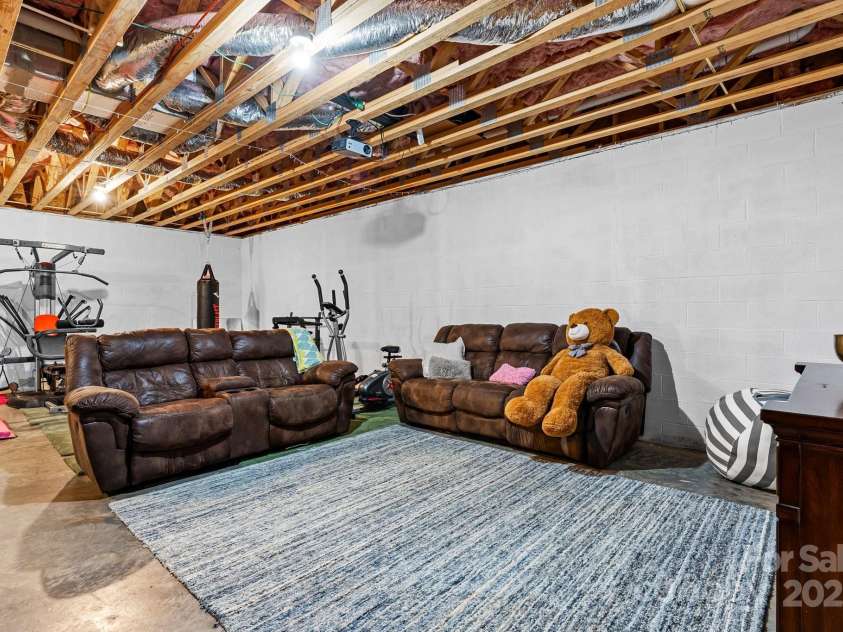 108 White Hall Lane, Hudson, NC 28638.  MLS# CAR4249694, YatesRealty ID 12121. 