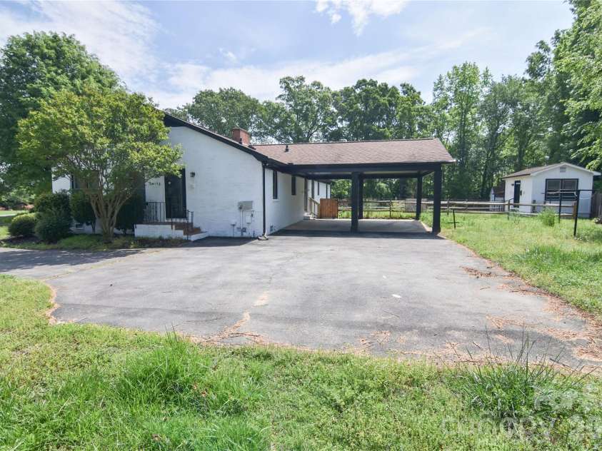 13309 Zoar Road, Charlotte, NC 28278.  MLS# CAR4370569, YatesRealty ID 12121. Current home