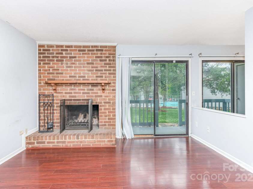 10967 Harrowfield Road, Charlotte, NC 28226.  MLS# CAR4245049, YatesRealty ID 12122. 