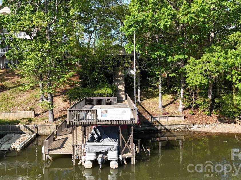 257 Rolling View Drive, New London, NC 28127.  MLS# CAR4370595, YatesRealty ID 12122. 