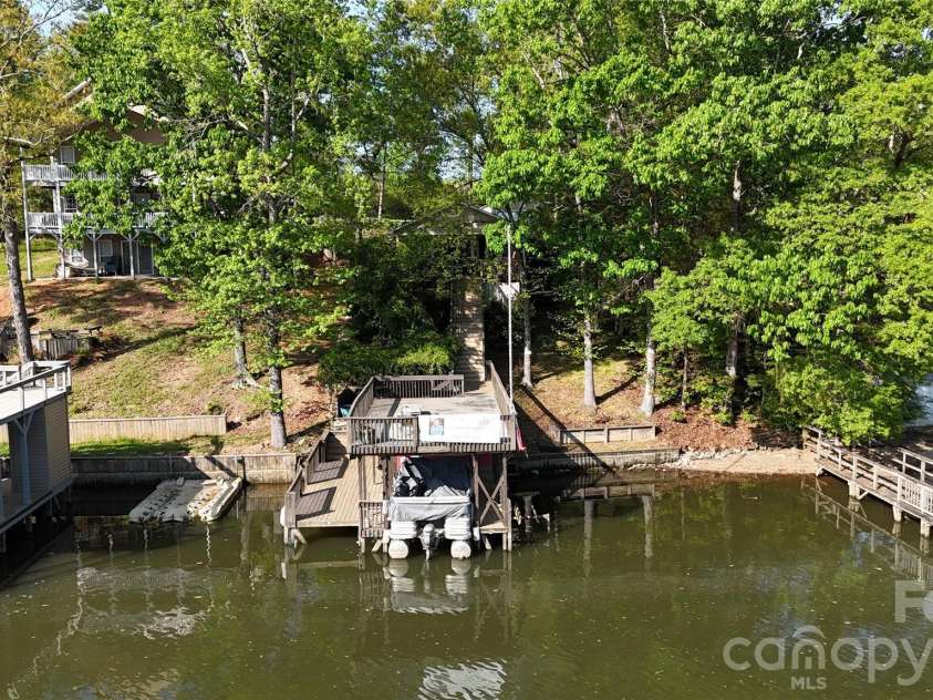 257 Rolling View Drive, New London, NC 28127.  MLS# CAR4370595, YatesRealty ID 12122. 