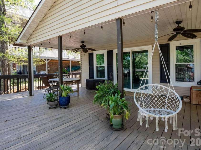 257 Rolling View Drive, New London, NC 28127.  MLS# CAR4370595, YatesRealty ID 12122. 