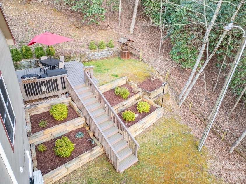 126 Moore Mountain Road, Vilas, NC 28692.  MLS# CAR4370545, YatesRealty ID 12123. 