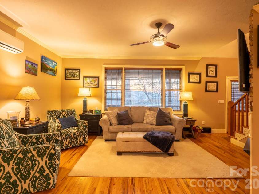 126 Moore Mountain Road, Vilas, NC 28692.  MLS# CAR4370545, YatesRealty ID 12123. 