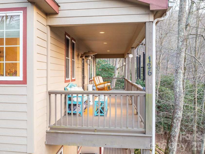 126 Moore Mountain Road, Vilas, NC 28692.  MLS# CAR4370545, YatesRealty ID 12123. 