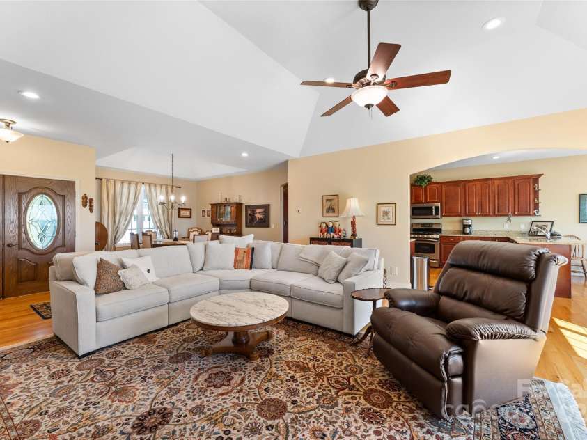 883 Big Raven Lane, Saluda, NC 28773.  MLS# CAR4252562, YatesRealty ID 12123. 