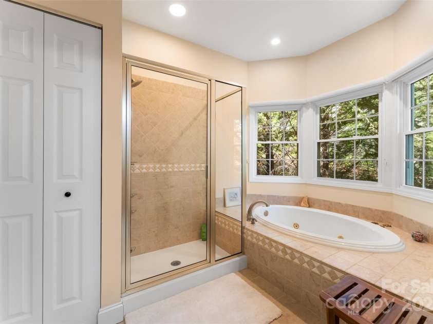 883 Big Raven Lane, Saluda, NC 28773.  MLS# CAR4252562, YatesRealty ID 12123. 