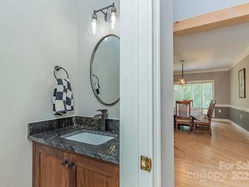 260 Burkhart Road, Lexington, NC 27292.  MLS# CAR4244681, YatesRealty ID 12124. 