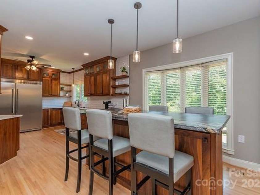 260 Burkhart Road, Lexington, NC 27292.  MLS# CAR4244681, YatesRealty ID 12124. 