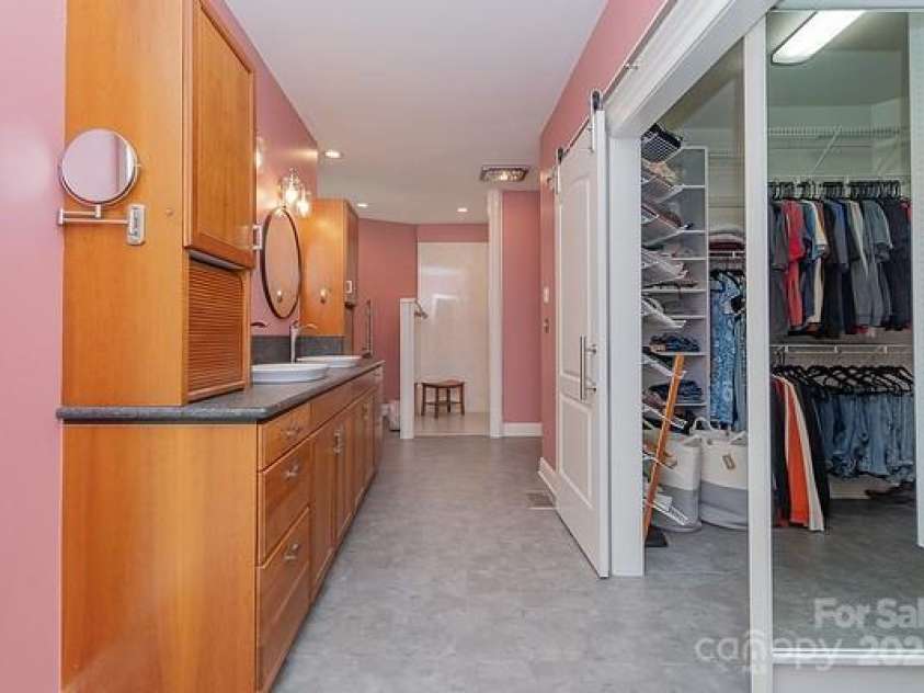 260 Burkhart Road, Lexington, NC 27292.  MLS# CAR4244681, YatesRealty ID 12124. 