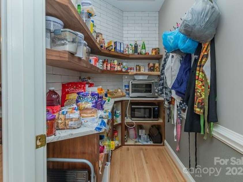 260 Burkhart Road, Lexington, NC 27292.  MLS# CAR4244681, YatesRealty ID 12124. 