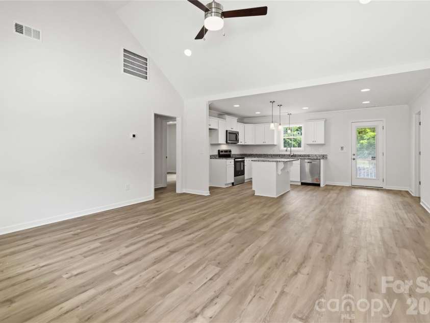 605 Ashford Road, Chester, SC 29706.  MLS# CAR4370665, YatesRealty ID 12126. 