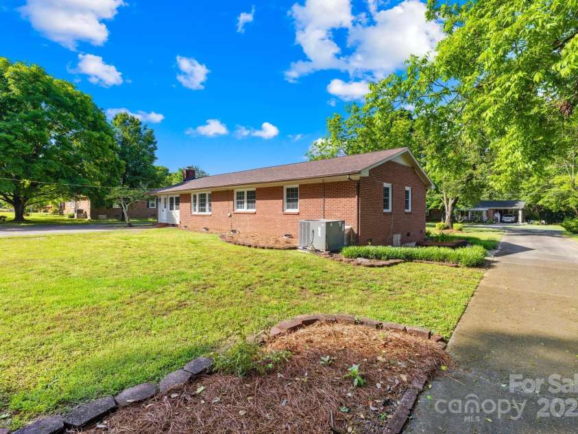 1408 Delview Road, Cherryville, NC 28021.  MLS# CAR4257561, YatesRealty ID 12127. 