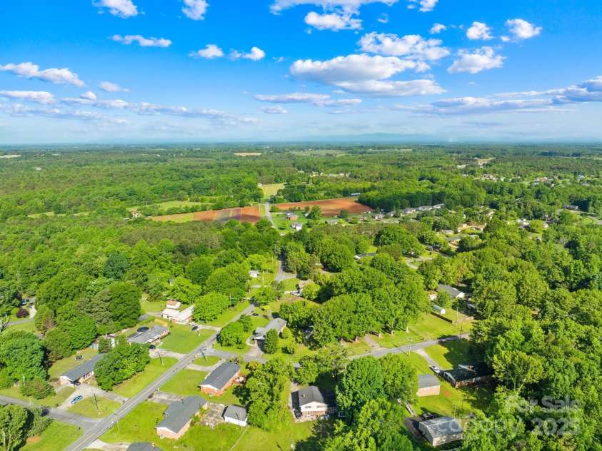 1408 Delview Road, Cherryville, NC 28021.  MLS# CAR4257561, YatesRealty ID 12127. 