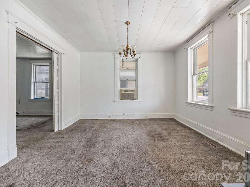 808 Main Street, Salisbury, NC 28144.  MLS# CAR4370640, YatesRealty ID 12127. 