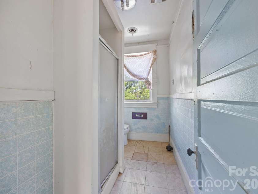 808 Main Street, Salisbury, NC 28144.  MLS# CAR4370640, YatesRealty ID 12127. 