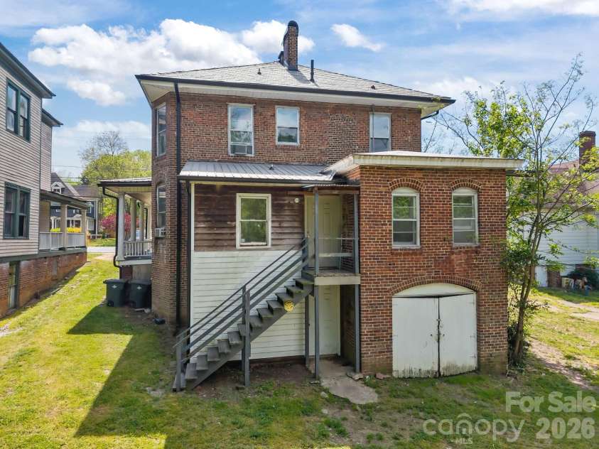 808 Main Street, Salisbury, NC 28144.  MLS# CAR4370640, YatesRealty ID 12127. 