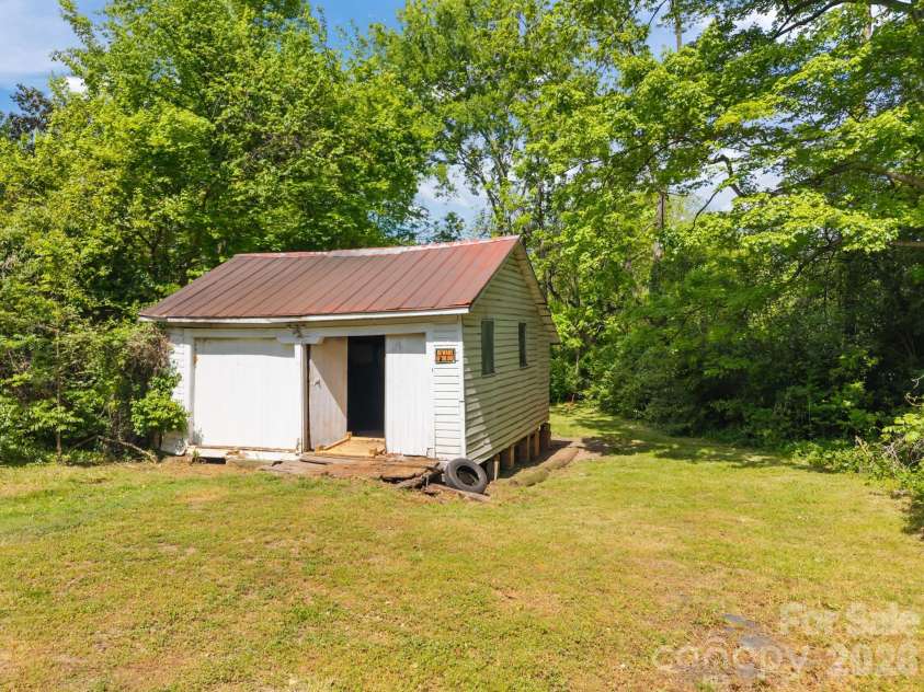 808 Main Street, Salisbury, NC 28144.  MLS# CAR4370640, YatesRealty ID 12127. 