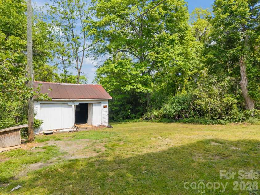808 Main Street, Salisbury, NC 28144.  MLS# CAR4370640, YatesRealty ID 12127. 