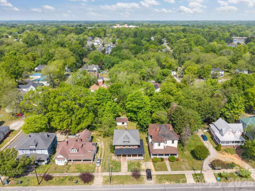 808 Main Street, Salisbury, NC 28144.  MLS# CAR4370640, YatesRealty ID 12127. 